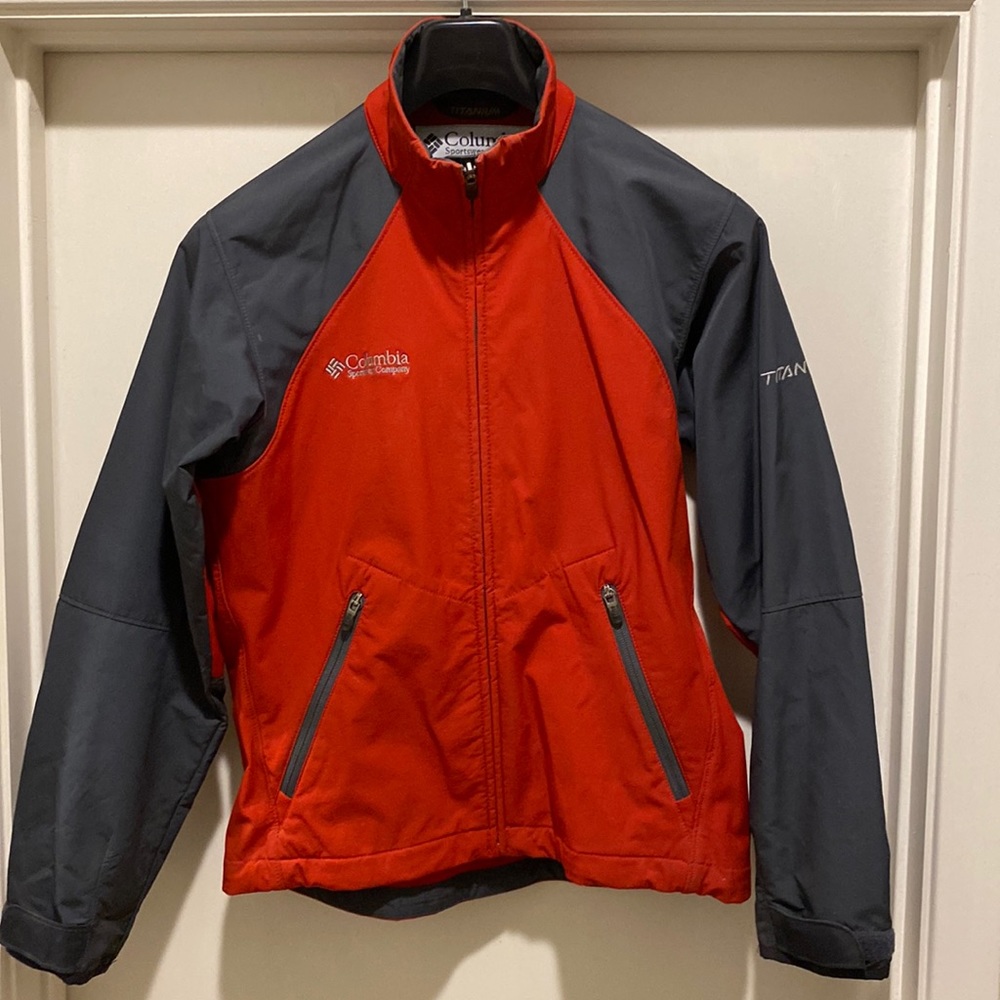 Columbia Titanium Women’s Running Jacket. Size: S